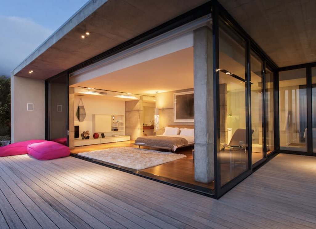 Akıllı Film Dışarıda Çalışır mı?