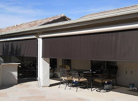 12 ft genişliğinde açık hava rulo gölgesi