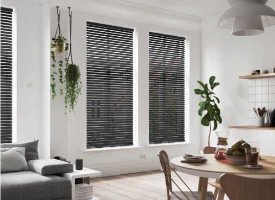 44 inç pencere tonları