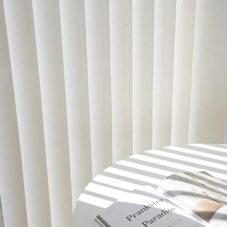 Klasik Kumaş Dikey Perdeler - Her Oda İçin Zamansız Stil