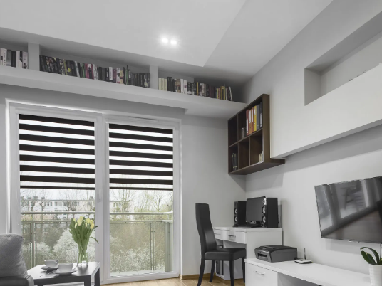 Geleneksel Jaluzi ve Perdeler Üzerinden Zebra Jaluzi Seçmenin Avantajları