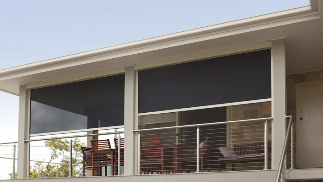 Veranda Mobilyalarınızı ve Dekorunuzu Stor Perdelerle Koruyun