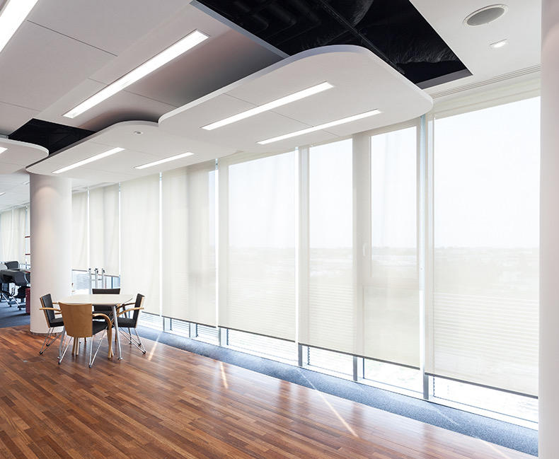 Otomatik Stor Perdeler: Eviniz İçin En Büyük Kolaylık